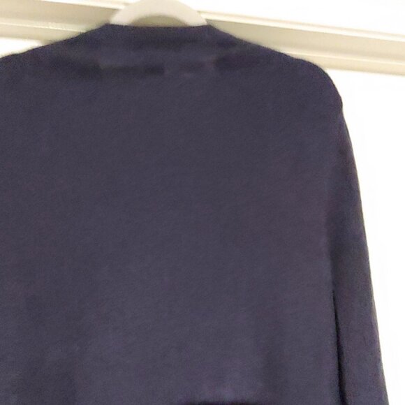 The Men's Store Bloomingdales Navy Cashmere V-Neck Sweater Old Money L Preppy - Picture 9 of 12